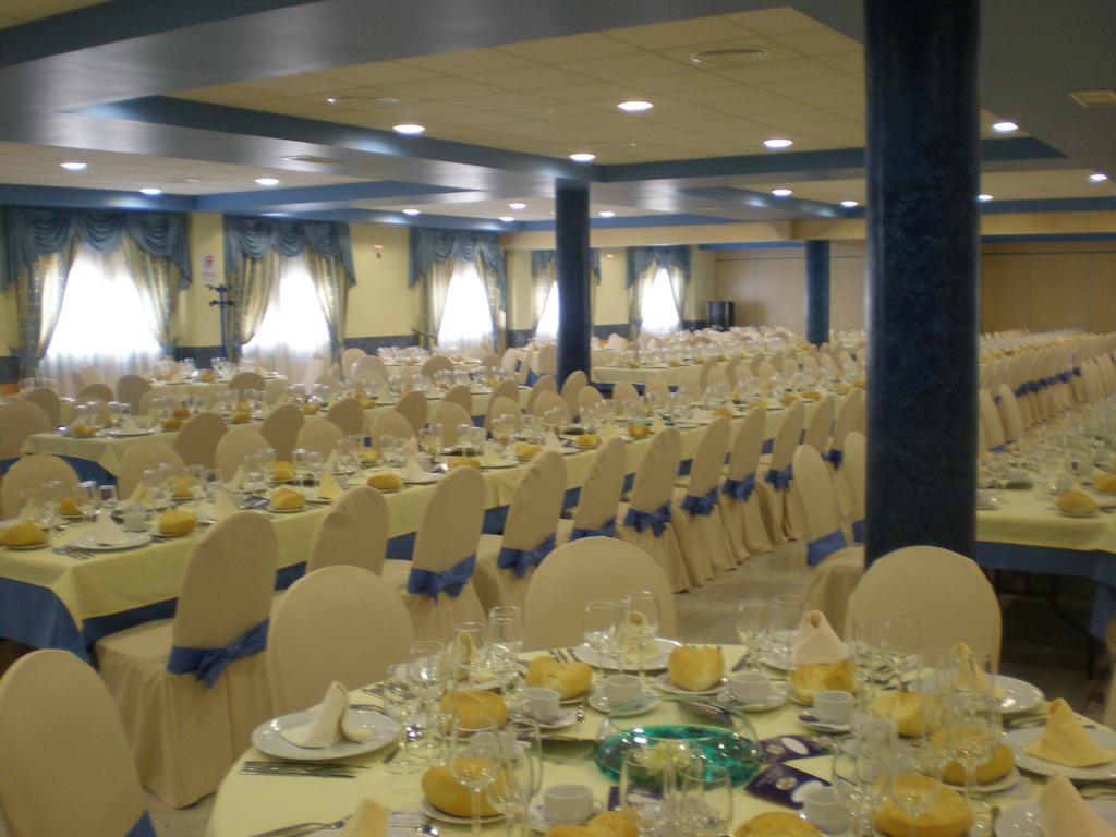 Hotel San Cristobal コリア エクステリア 写真